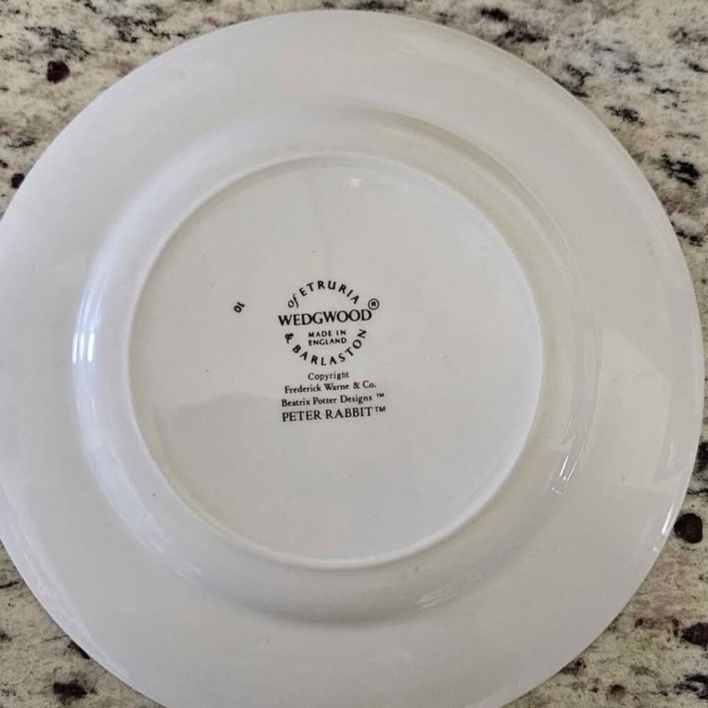 Vintage Peter Rabbit Plate - Picture 2 of 2